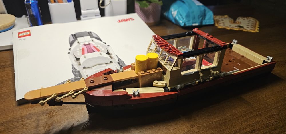 LEGO IDEAS 21350. Szczęki