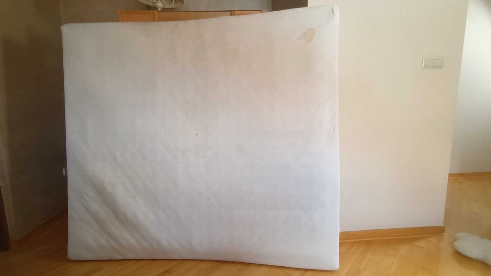 Materac twardy, używany 180x200