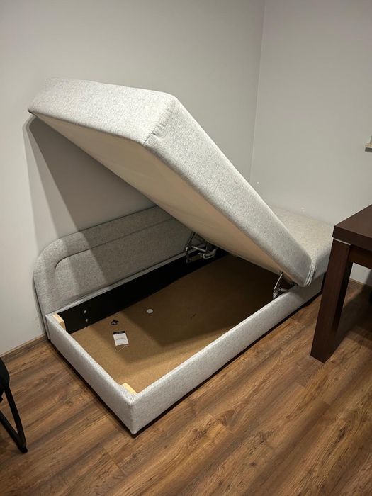 Łóżko / tapczan jednoosobowy 80x200