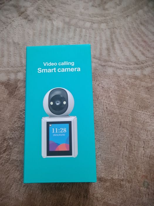 Розумна IP-камера з екраном та функцією відеодзвінка (iCSee)