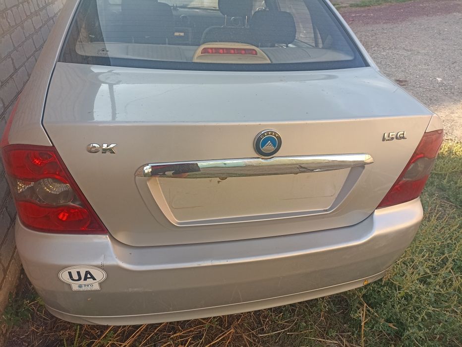 продам капот Geely ck