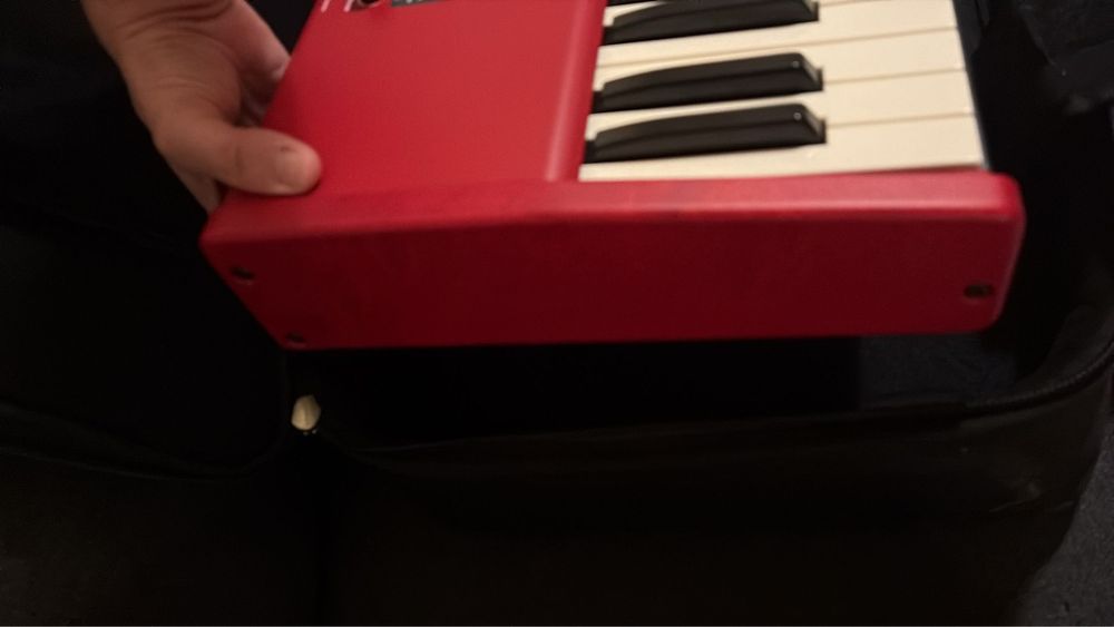 Nord Electro 6D 61 Como Novo