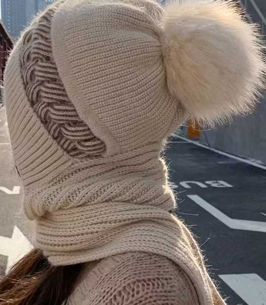 Nowy cieplutki komplet  zima czapka + szalik