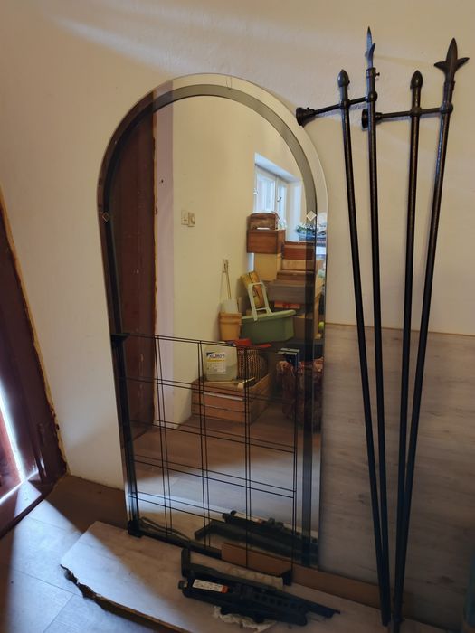 Lustro 1,80 m w idealnym stanie.