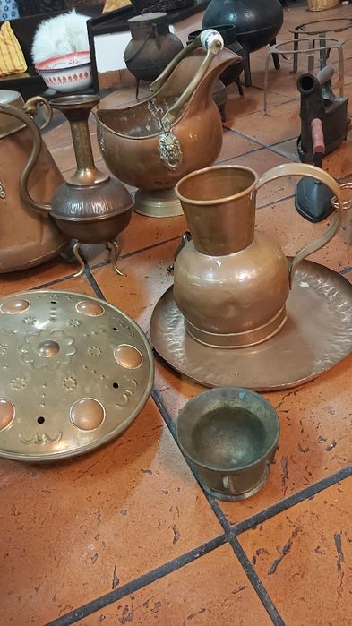 Louças antigas e outros