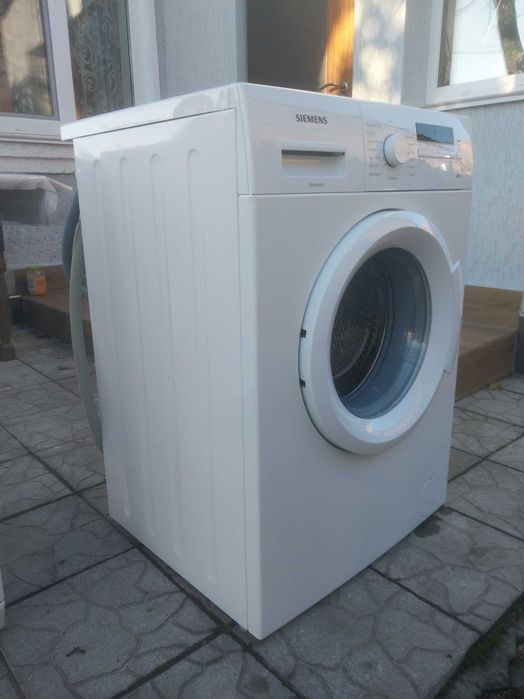 Пральна машина    SIEMENS   WM14E4G3    Siemens WM14B2H2/22