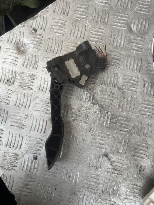 7811002020 Toyota Педаль газа (акселератора)
