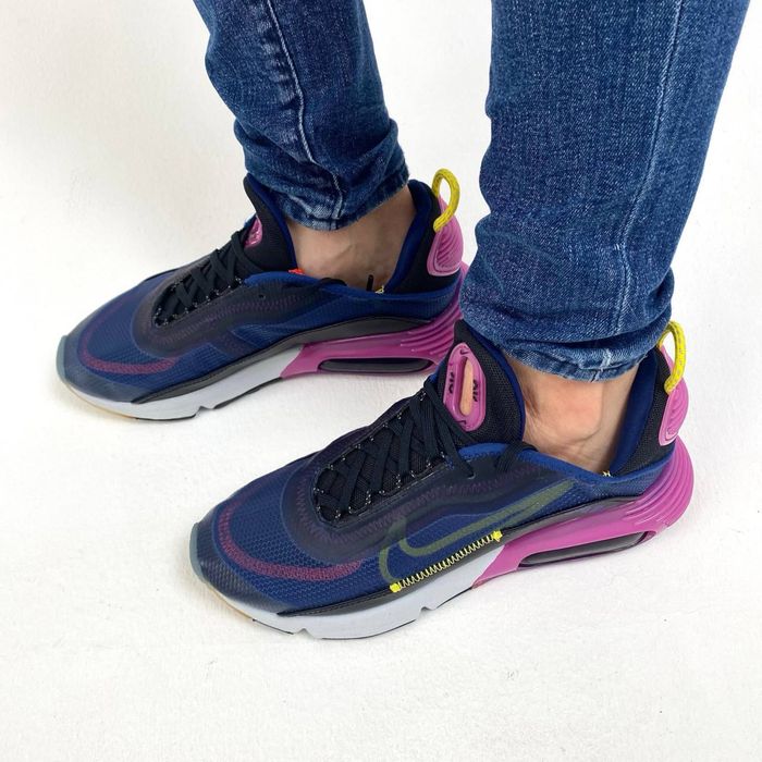 Продам оригинал женские кроссовки Nike W Air Max 2090 bleu vide/chrome