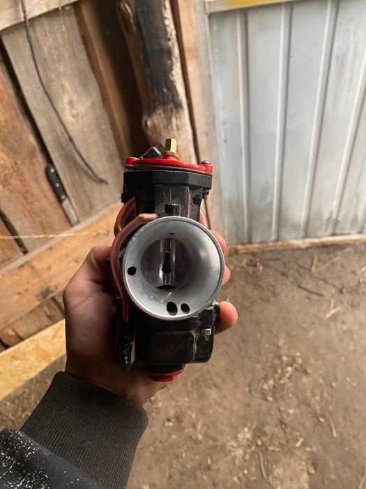 Продам,карбюратор пз32