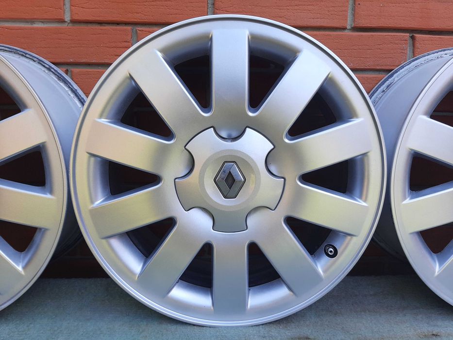 5×108 R16 6.5 J ET50 легкославні оригінaльні диски Renault