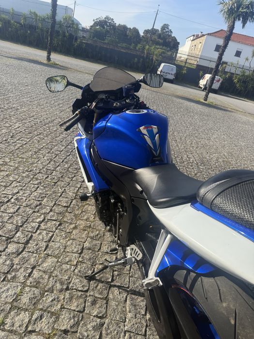 Suzuki gsxr 600 possivel retoma