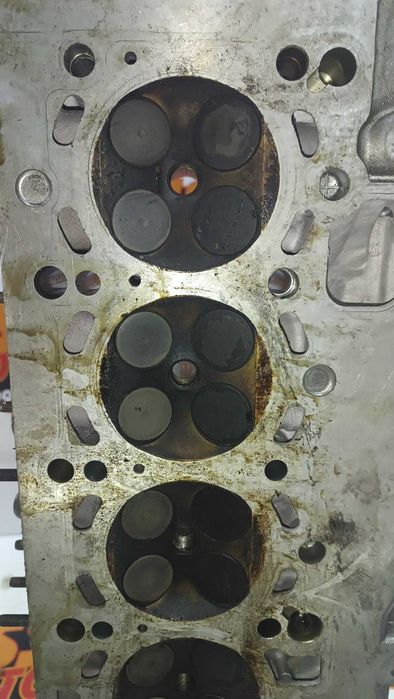 ГБЦ Головка блоку цилідрів 2,5 ДВИГУНА BMW E46 E38 E39 2.5 3.0 1436812