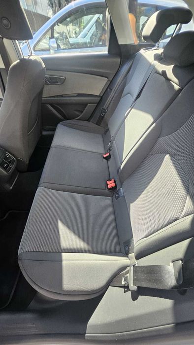 Seat Leon carrinha 2017 semi-novo