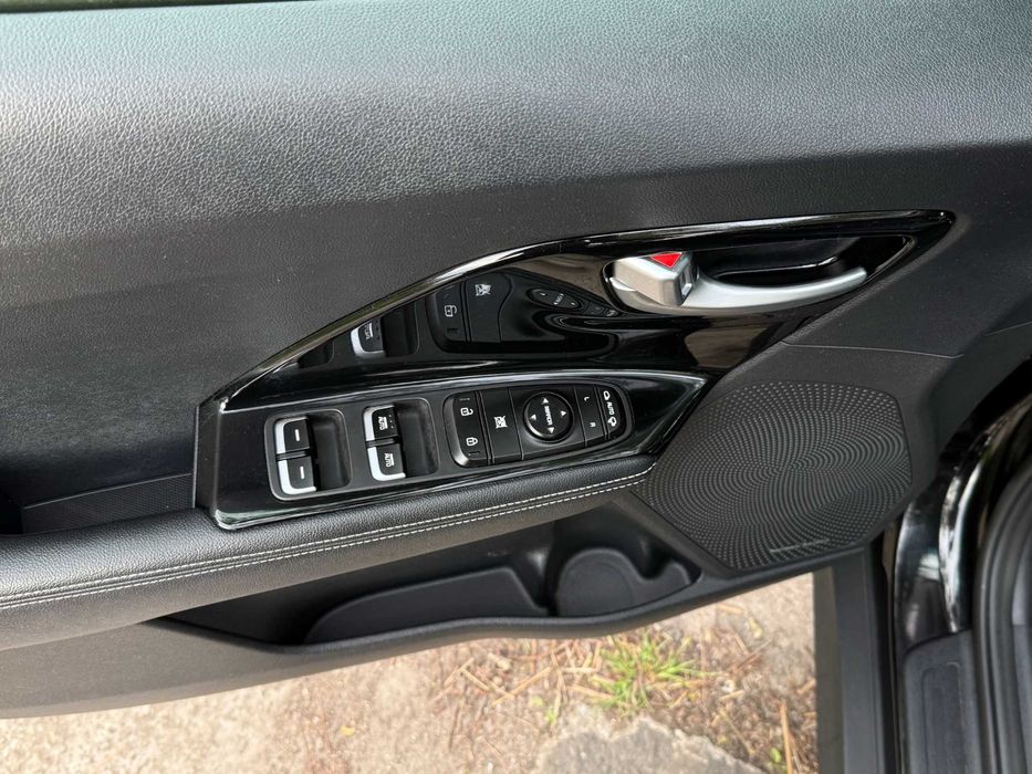 KIA E-NIRO 64 KWh 204 KM