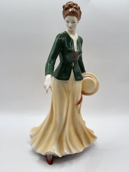 Porcelanowa figurka Margaret Royal Worcester