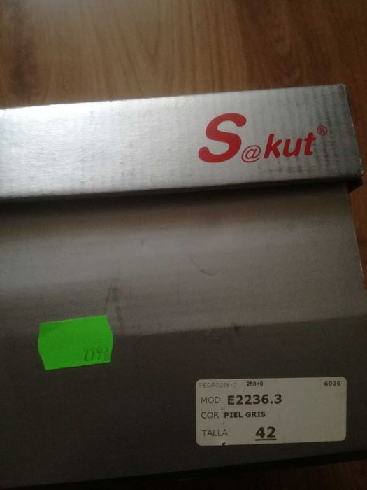 NOWE zimowe buty męskie rozmiar 42