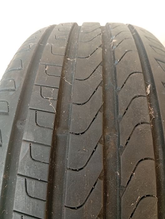 Peneus únicos descasados 225 45 18 continental 1 e 1 Pirelli  p7