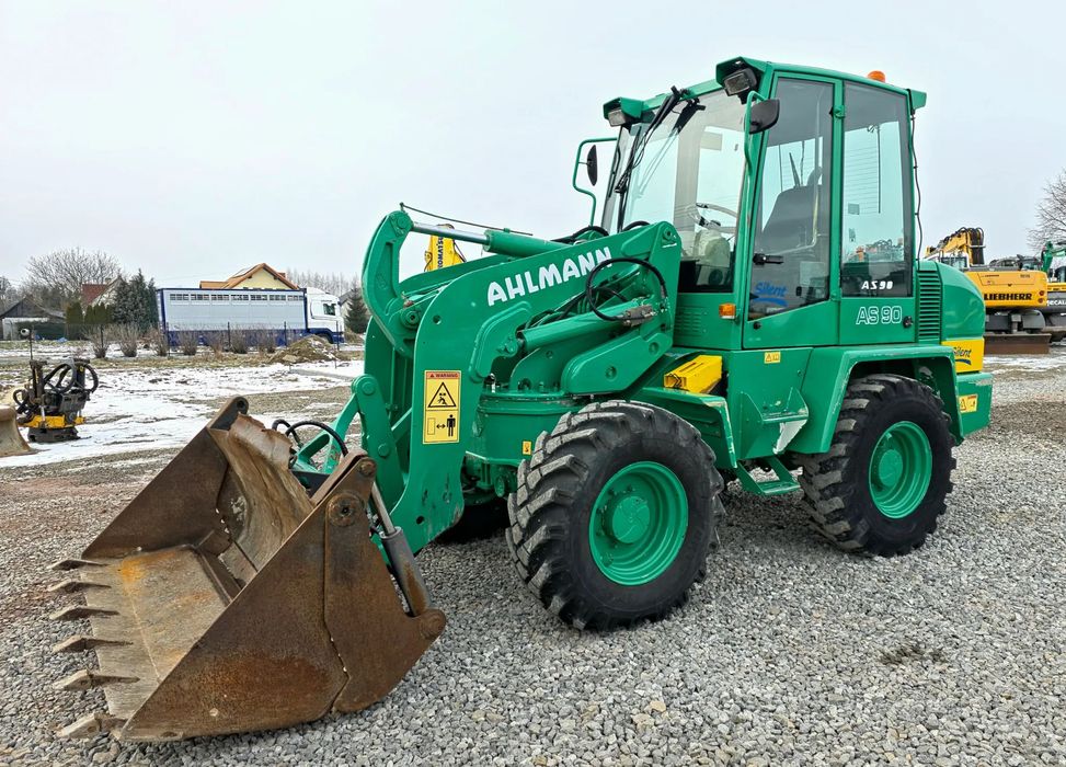 Ahlmann AS90  Ahlmann AS90 2003, ładowarka kołowa, 2 osie skrętne, łyżka 4w1