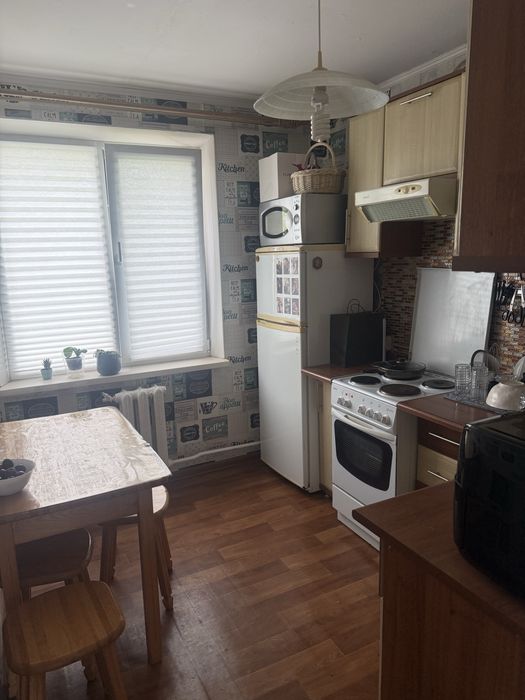 Продам 2-х кімнатну квартиру