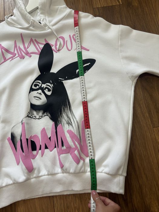 bluza  Ariana Grande