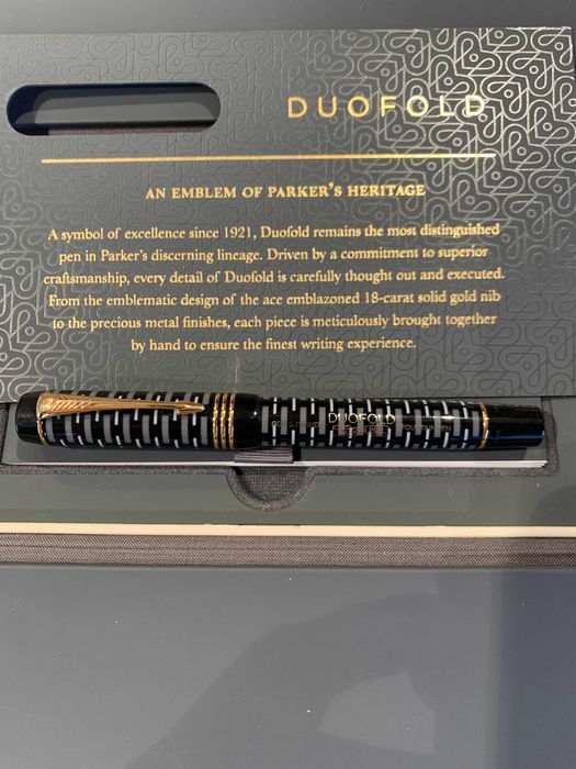 Pióro wieczne PARKER DUOFOLD 100th Black GT (18K) "F"