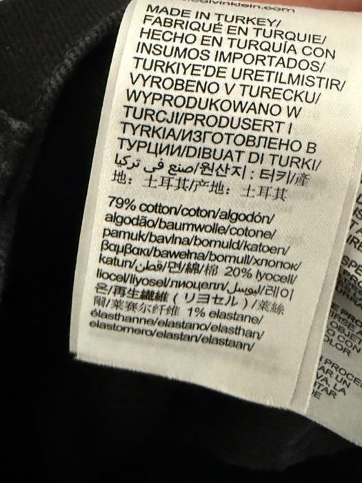 Czarne spodenki Calvin Klein