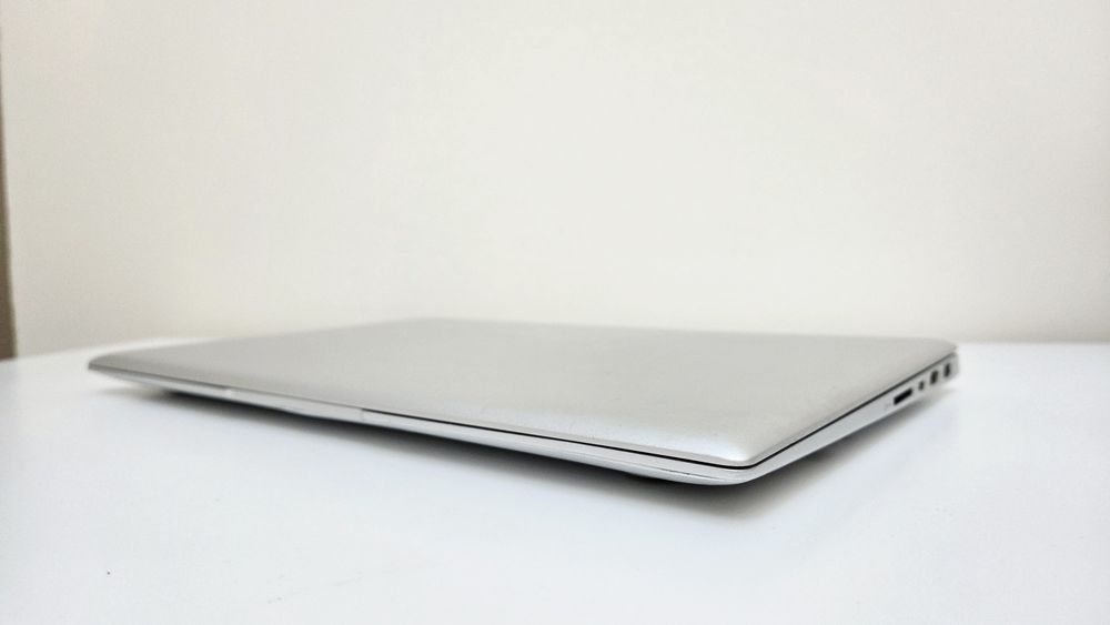 Computador PC portátil ultraleve 13" em alumínio – Intel Core i7 – SSD 500 GB