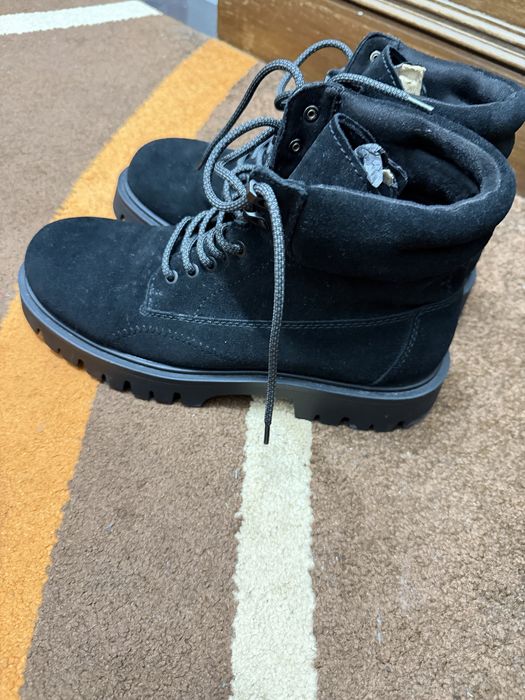 Zara Bota masculina .