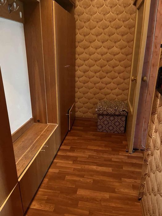 Оболонь Озерна 4 Оренда каартира 3 поверх!