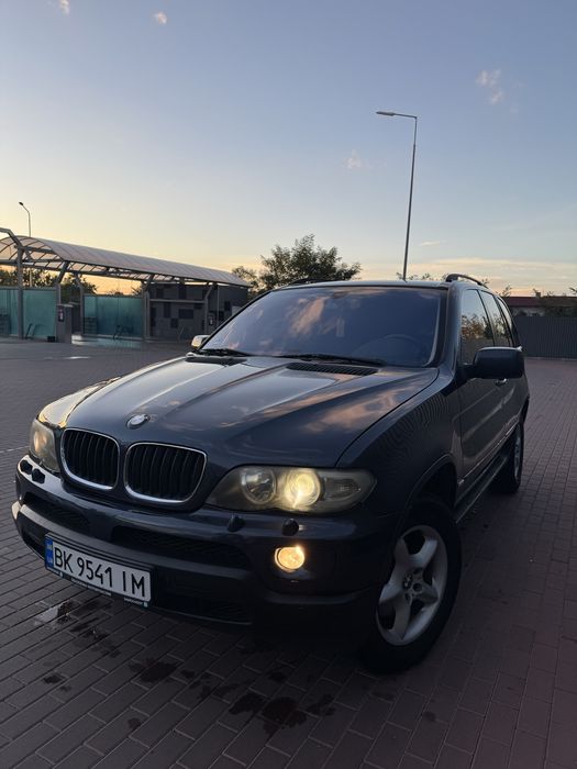 автомобіль BMW x5 E53 3.0d