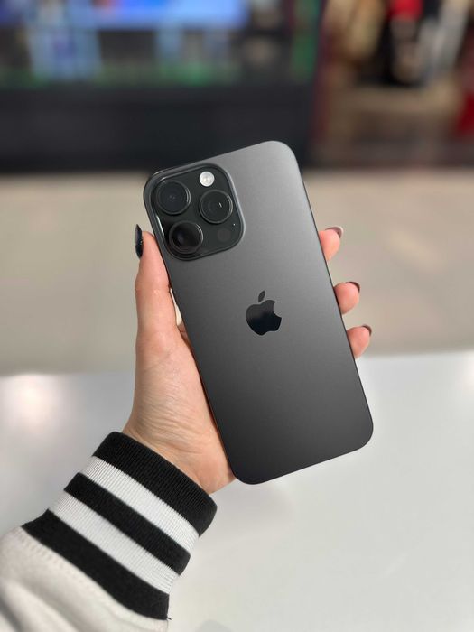 Czarny iPhone 16 Pro Max 256GB/100% kondycji baterii/bardzo dobry stan/24 msc gwarancji/raty/WOLA PARK
