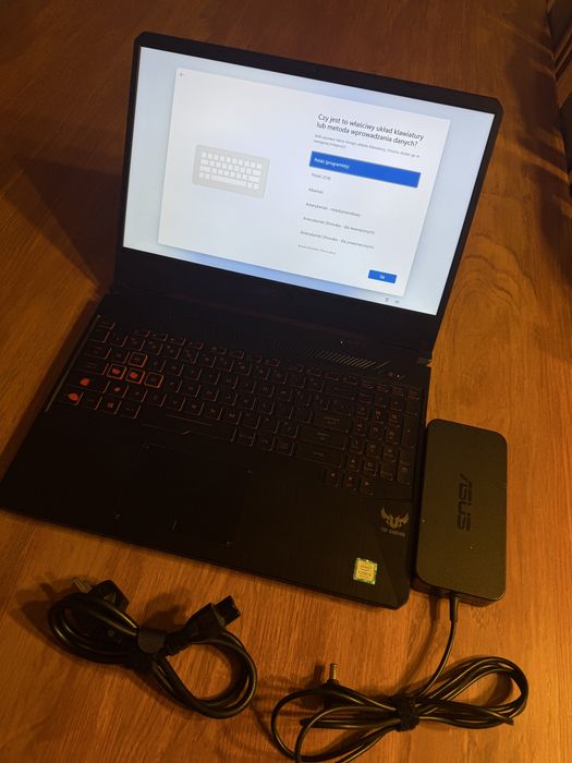 ASUS TUF Gaming FX505GE | i5-8300H | GTX 1050 Ti 4GB | 16GB RAM | SSD + HDD