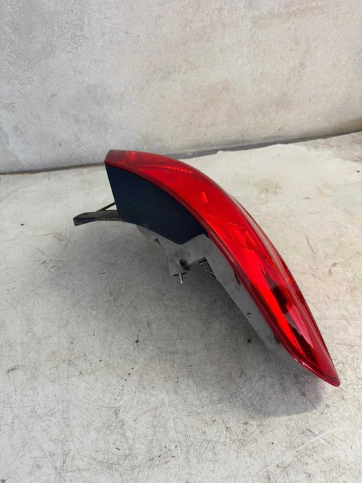 Lampa lewy tył Kombi Opel Astra J EU