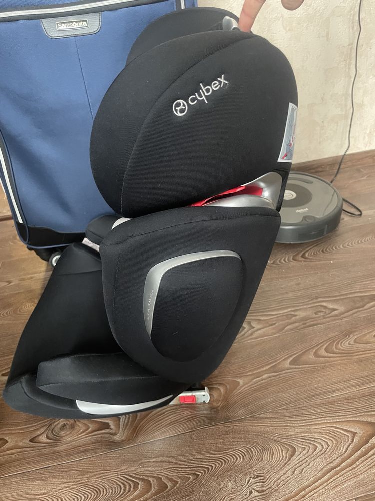 Cybex solution cheap q2