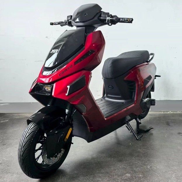 Магазин електроскутерів Corso Yadea Tailg електроскутер,электроскутер