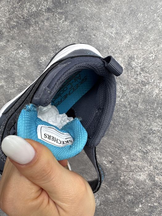 27 р Дитячі черевики Skechers Fuse Tread