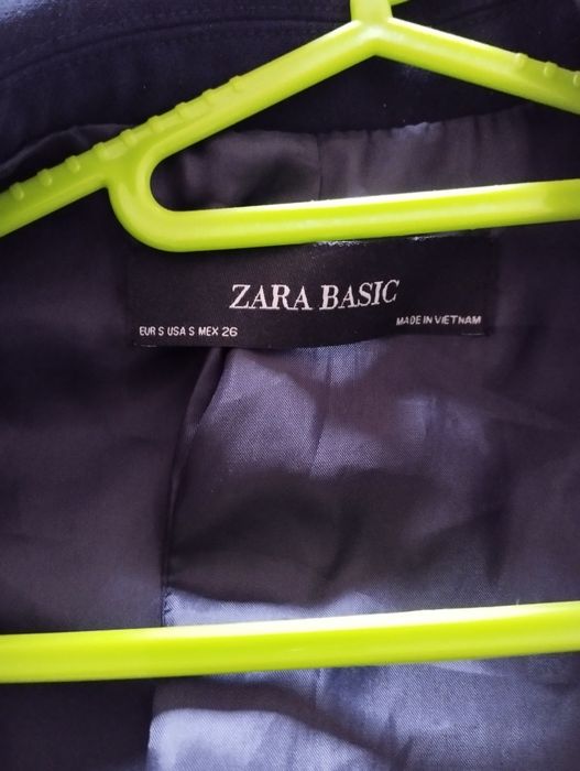 Blasers Zara e Mango