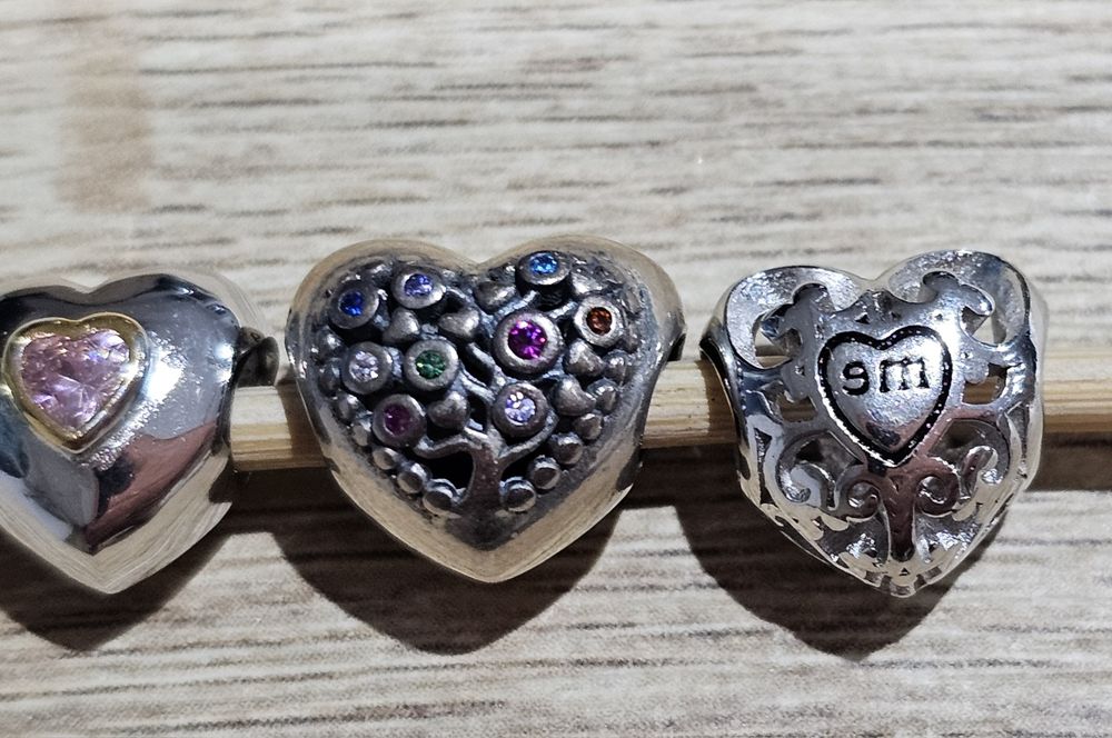 Zawieszka charms srebro s925 serce