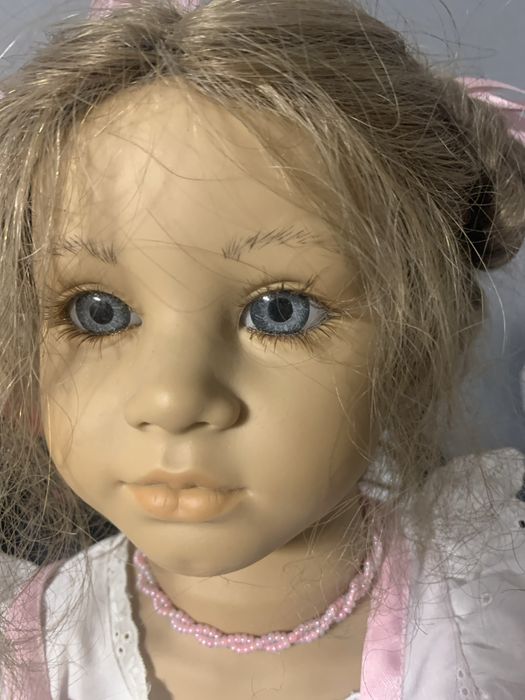 Lalka kolekcjonerska Fiene od Aneta Himstadt 65 cm