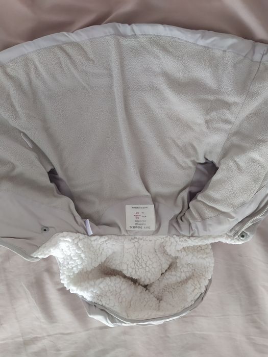 Курточка zara для дівчинки