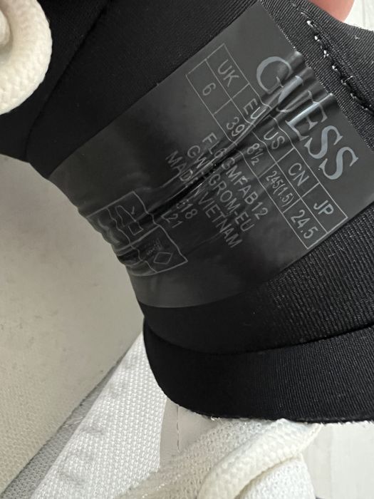 Sneakersy Guess  rozm. 39