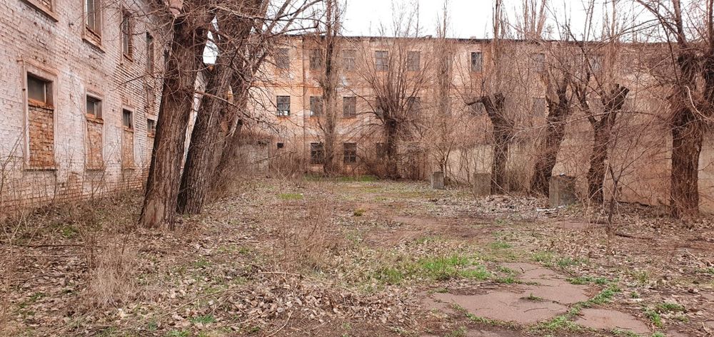 Гараж, кладовка, склад, погреб від 11 до 2000 м2 — знімайте лише ту площу, яка потрібна саме вам