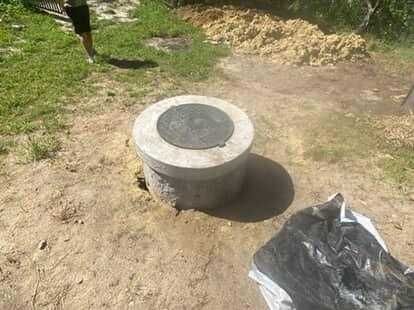 Копка криниць , септиків ,чистка свердловин