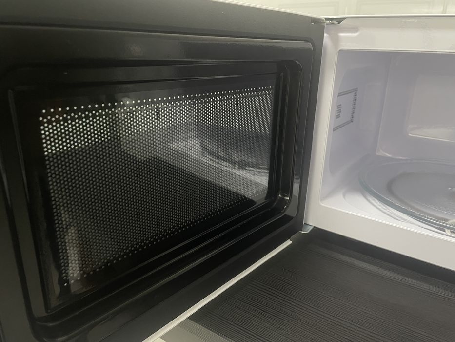 Microondas como novo