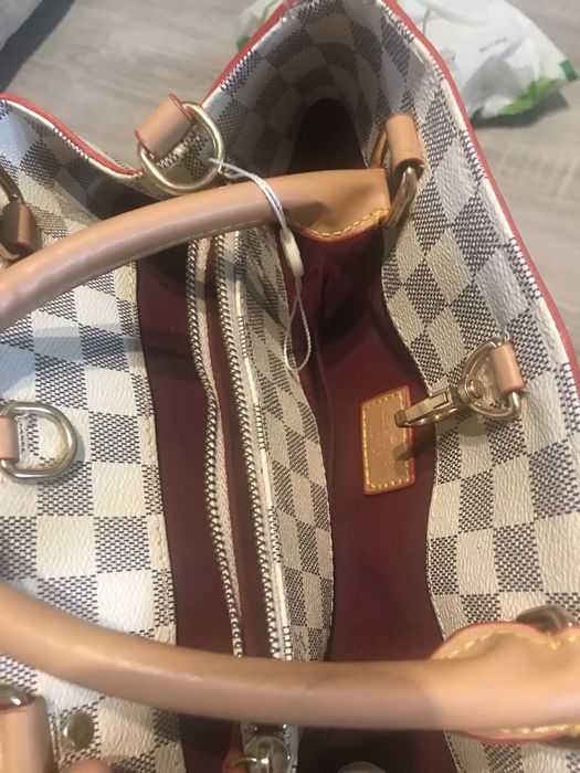 Torebka damska  Louis vuitton modna nowoczesna i praktyczna