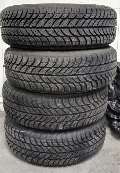 4 Koła zimowe Hyundai, Kia, Dębica Frigo2 185/65 R15 88T 2022 rok
