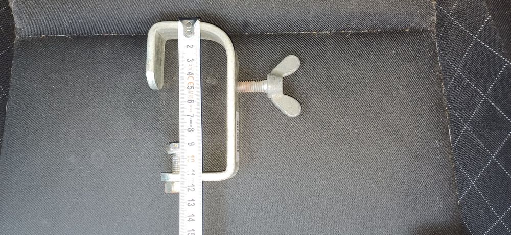 Uchwyt Hak obejma do reflektora scenicznego TRIGGER CLAMP