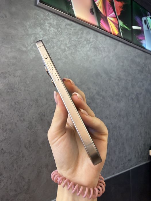 Used IPHONE 15Pro 256 Natural Titanium Neverlock Костюшка,5 igrand