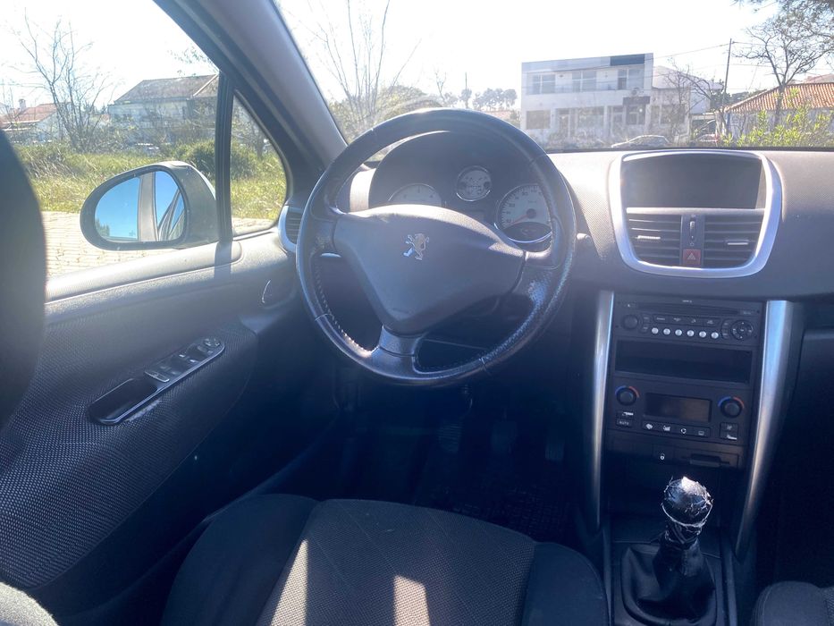 Peugeot 207 1.6 HDi 90cv – Diesel 2007 – 1 Dono
