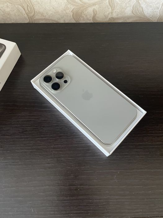 iPhone 15 pro max 256 gb